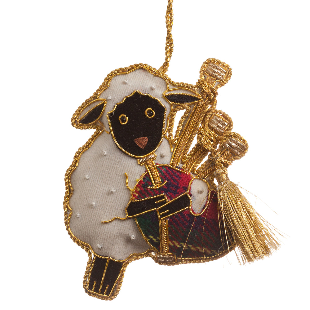 Piping Sheep Decoration